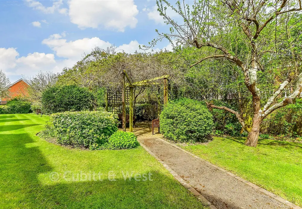 Communal Gardens - London Road, Redhill, Surrey - Wards of Kent