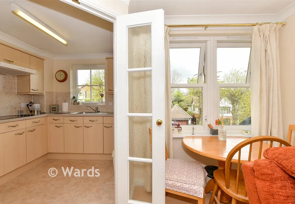 Internal Lifestyle Photograph - Glen View, Gravesend, Kent - Wards of Kent