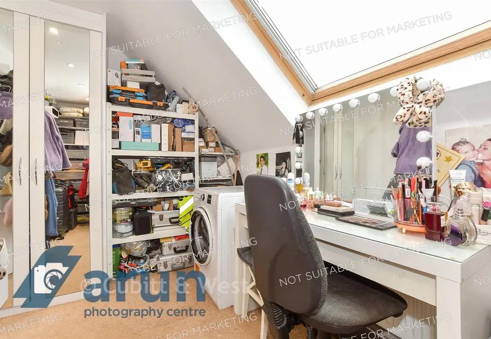 Bedroom 4 - Osborne Way, Bognor Regis, West Sussex - Wards of Kent