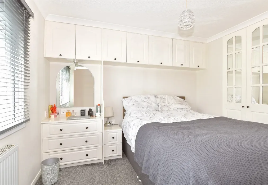 Bedroom - Vicarage Lane, Hoo, Rochester, Kent - Wards of Kent