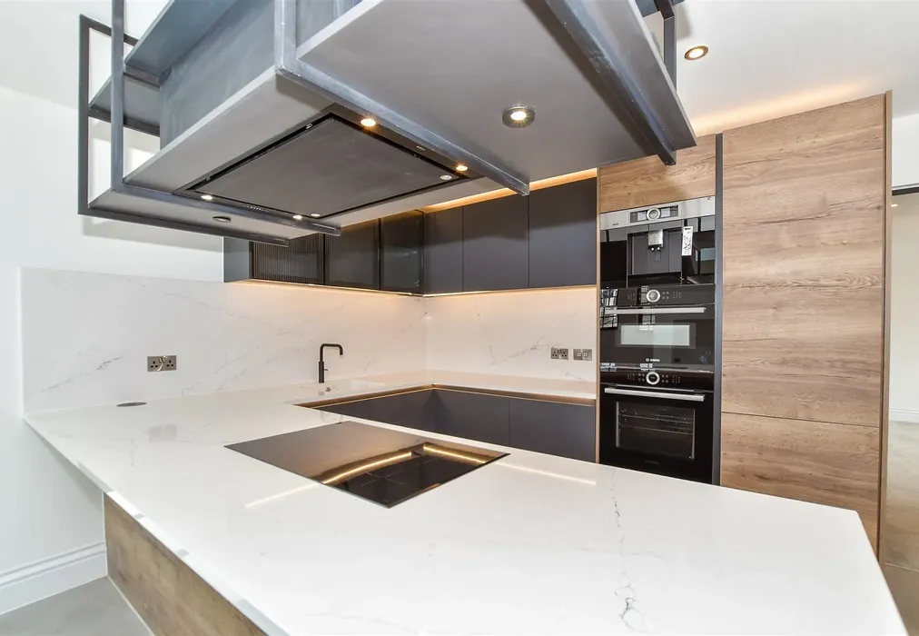 Kitchen - The Carriage House, Grosvenor Road, Tunbridge Wells, Kent - Wards of Kent