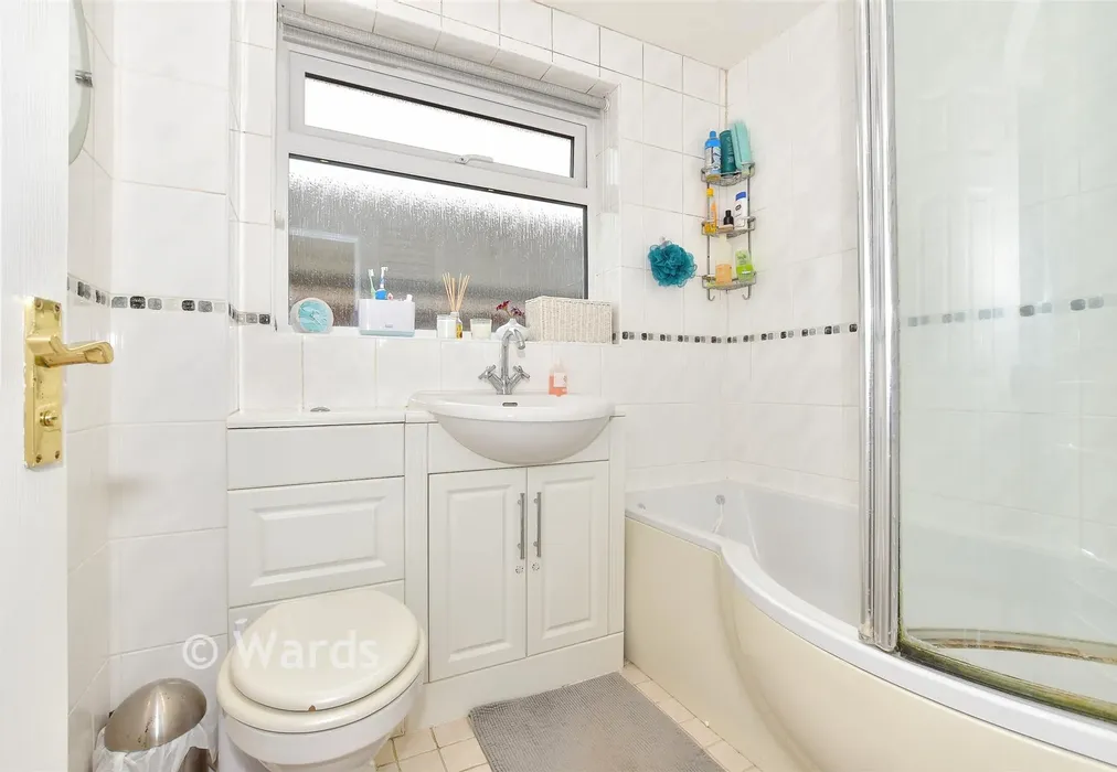 Bathroom - Bankfields, Headcorn, Ashford, Kent - Wards of Kent