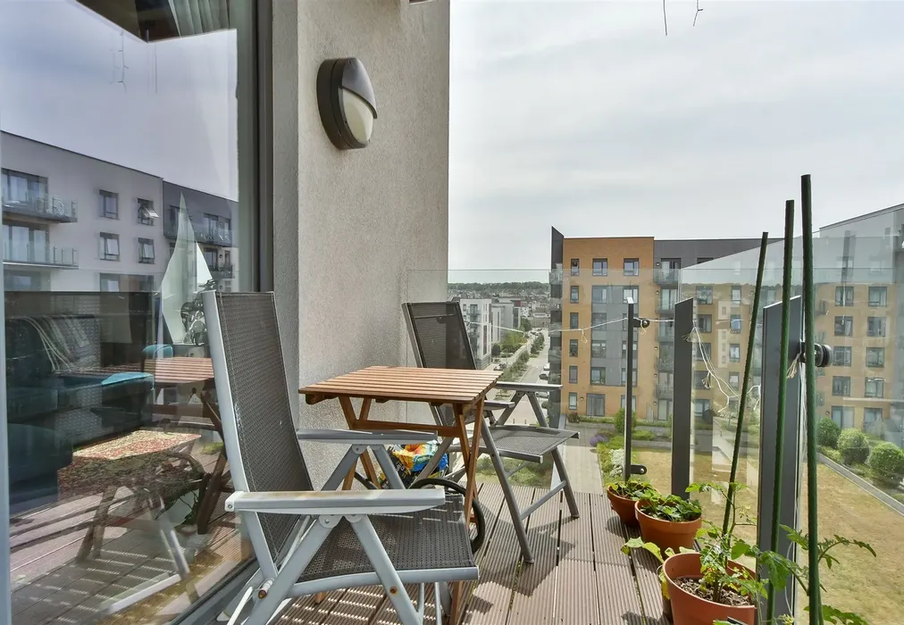 Balcony - Pegasus Way, Gillingham, Kent - Wards of Kent