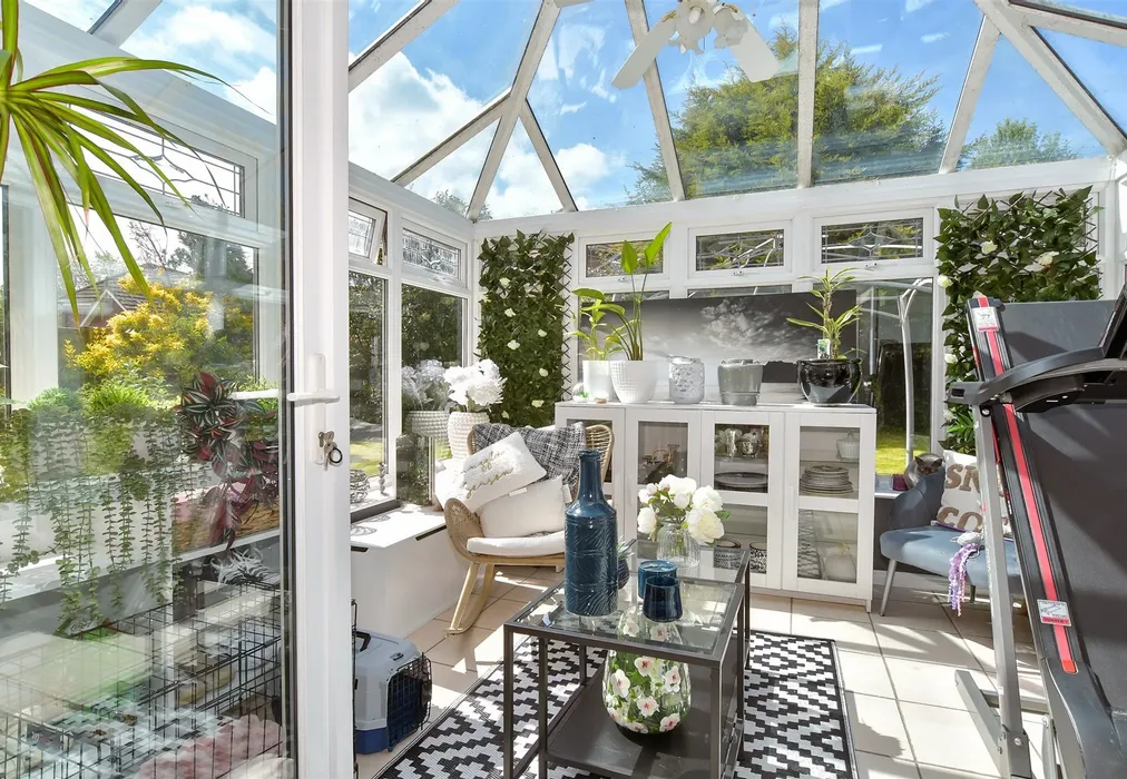 Conservatory - Court Tree Drive, Eastchurch, Sheerness, Kent - Wards of Kent