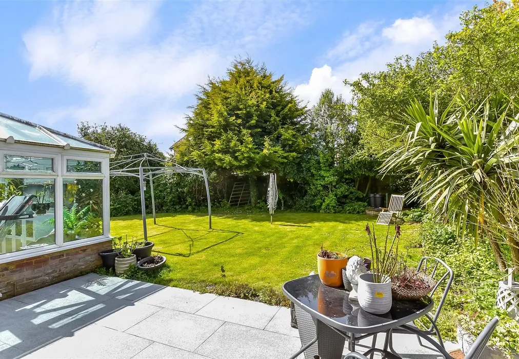 Rear Garden - Court Tree Drive, Eastchurch, Sheerness, Kent - Wards of Kent