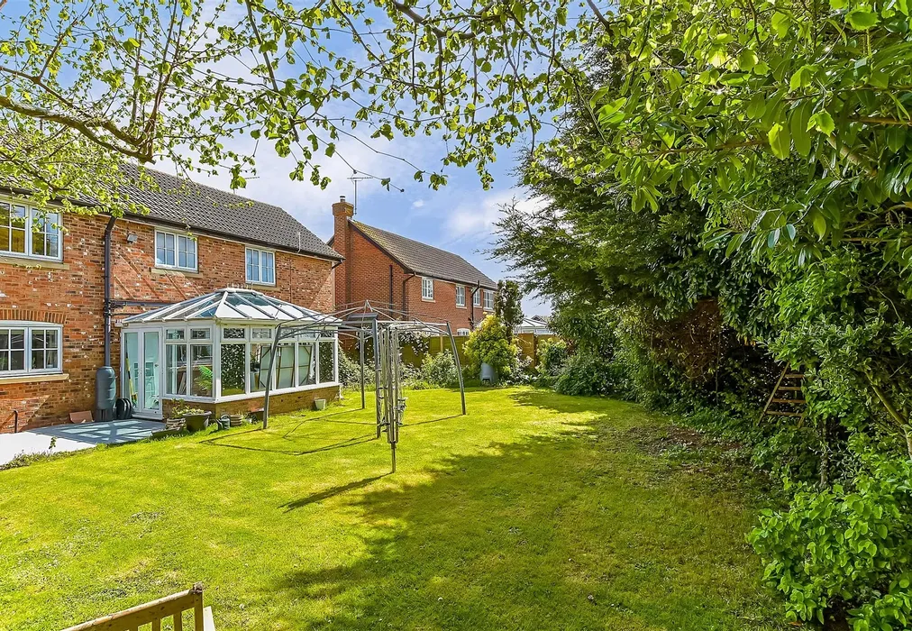 Rear Garden - Court Tree Drive, Eastchurch, Sheerness, Kent - Wards of Kent