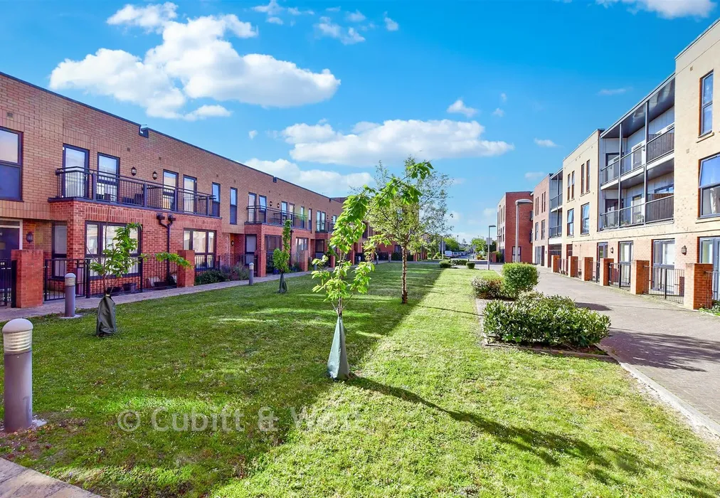 Surrounding Area - Liberator Place, Chichester, West Sussex - Wards of Kent