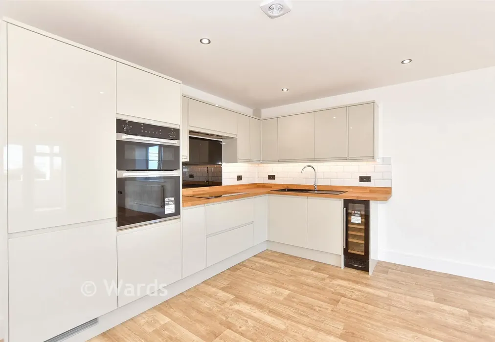 Lounge/Kitchen - The Parade, Greatstone, Kent - Wards of Kent