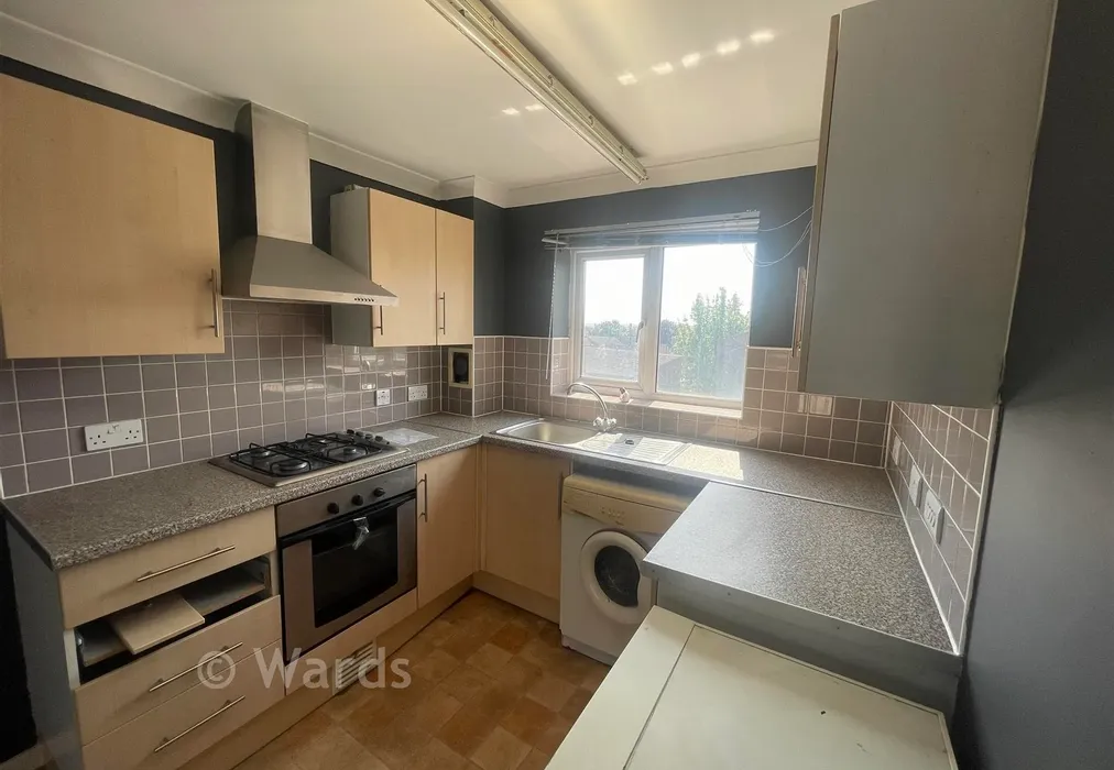 Kitchen New - James Watt Way, Erith, Kent - Wards of Kent