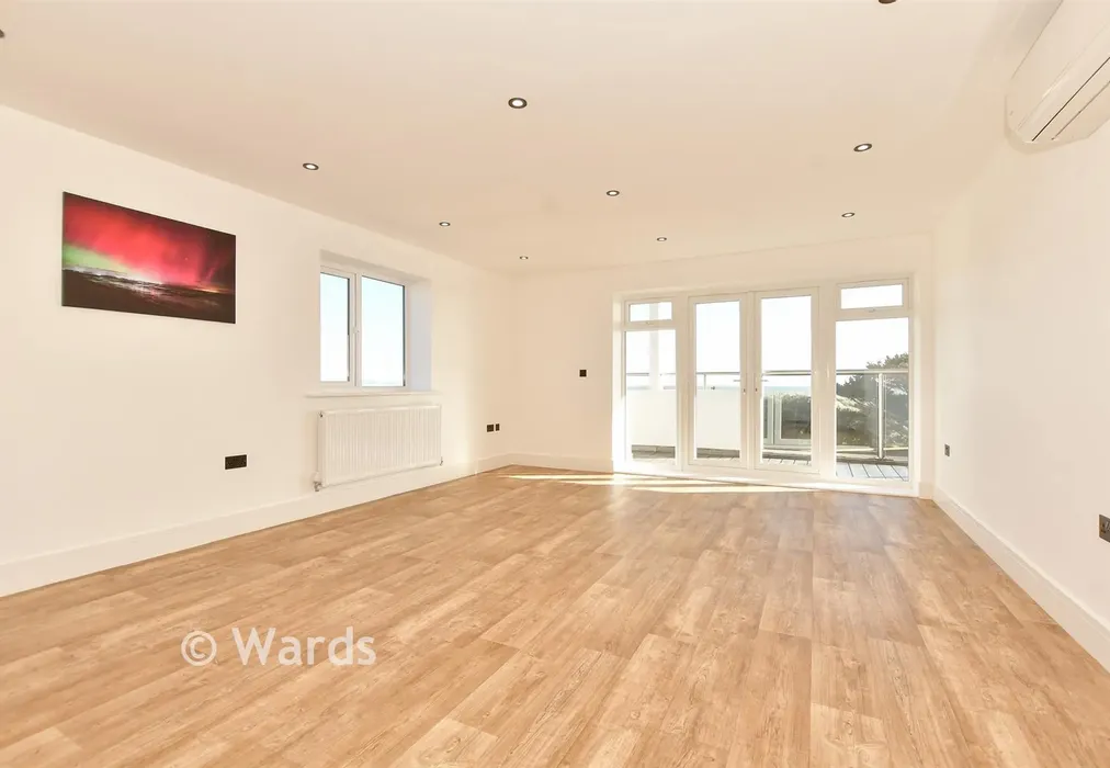 Lounge - The Parade, Greatstone, Kent - Wards of Kent