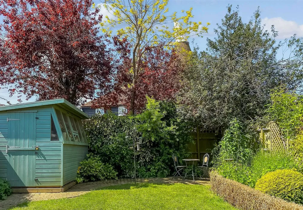 Rear Garden - High Street, Marden, Kent - Wards of Kent