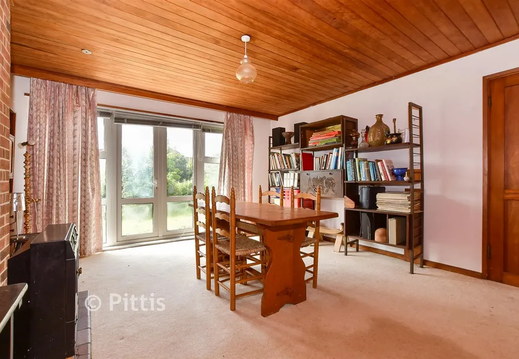 Lounge - Badger Lane, Brook, Newport, Isle of Wight - Wards of Kent