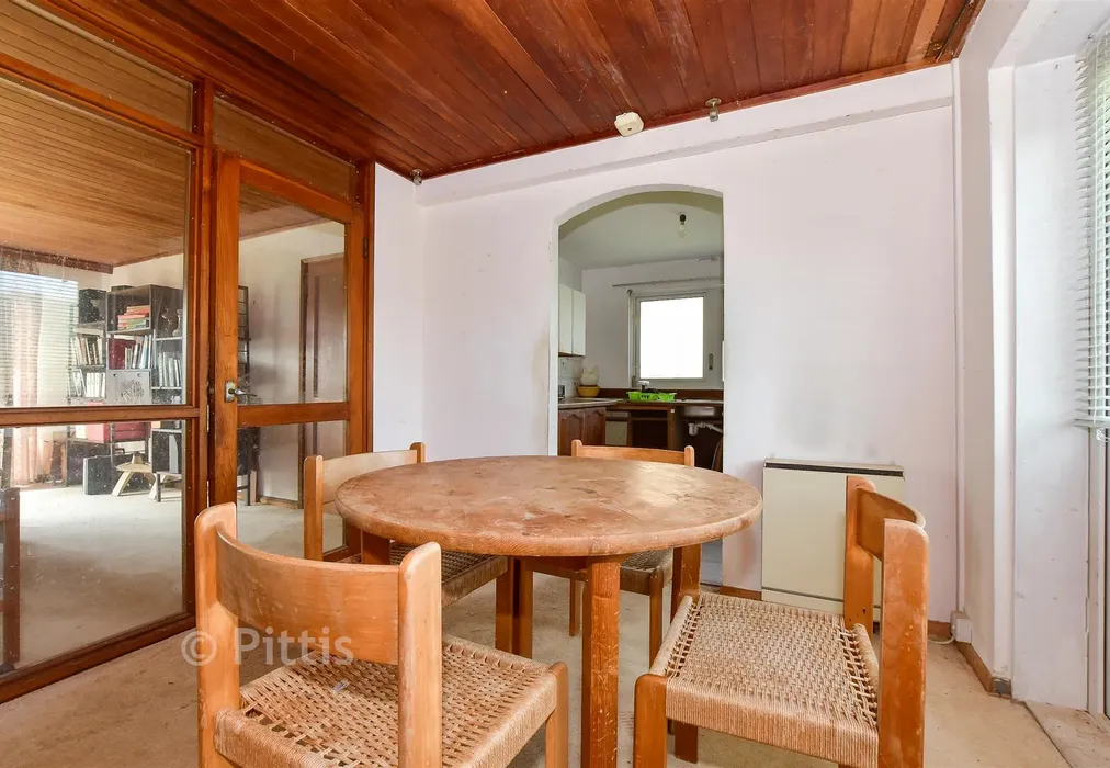 Dining Area - Badger Lane, Brook, Newport, Isle of Wight - Wards of Kent