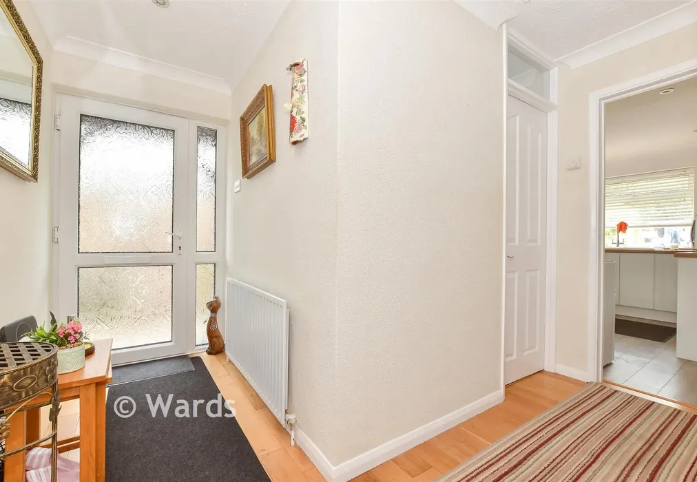 Entrance Hall - The Street, Sholden, Deal, Kent - Wards of Kent