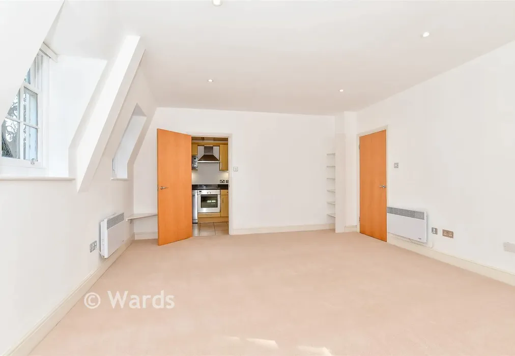 Lounge/Diner - St. Mary's Street, Canterbury, Kent - Wards of Kent