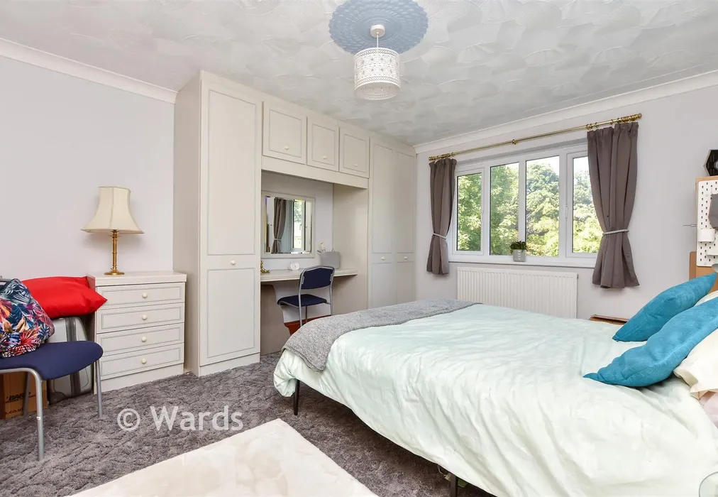 Bedroom 2 - Fairfield Park, Broadstairs, Kent - Wards of Kent