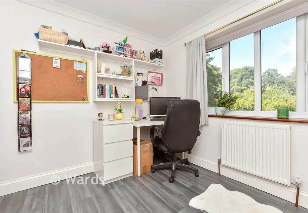 Bedroom 4 - Fairfield Park, Broadstairs, Kent - Wards of Kent