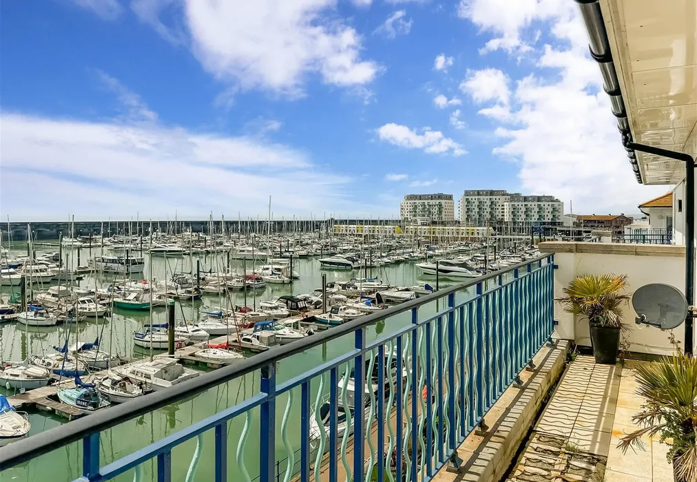 Balcony 2 - The Strand, Brighton Marina Village, Brighton, East Sussex - Wards of Kent