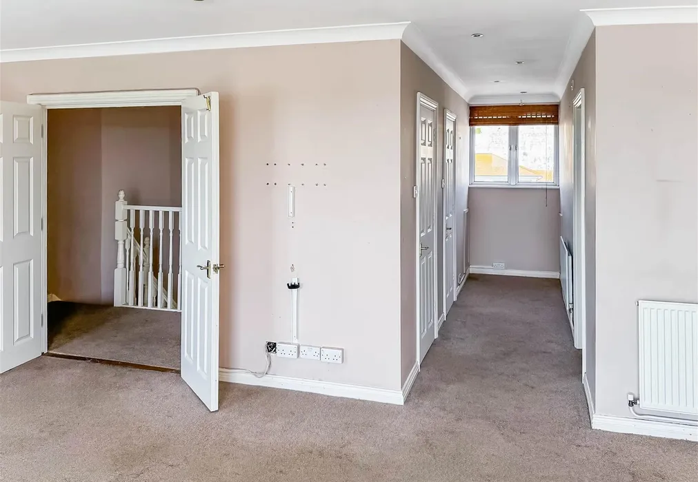 Bedroom 1 - The Strand, Brighton Marina Village, Brighton, East Sussex - Wards of Kent
