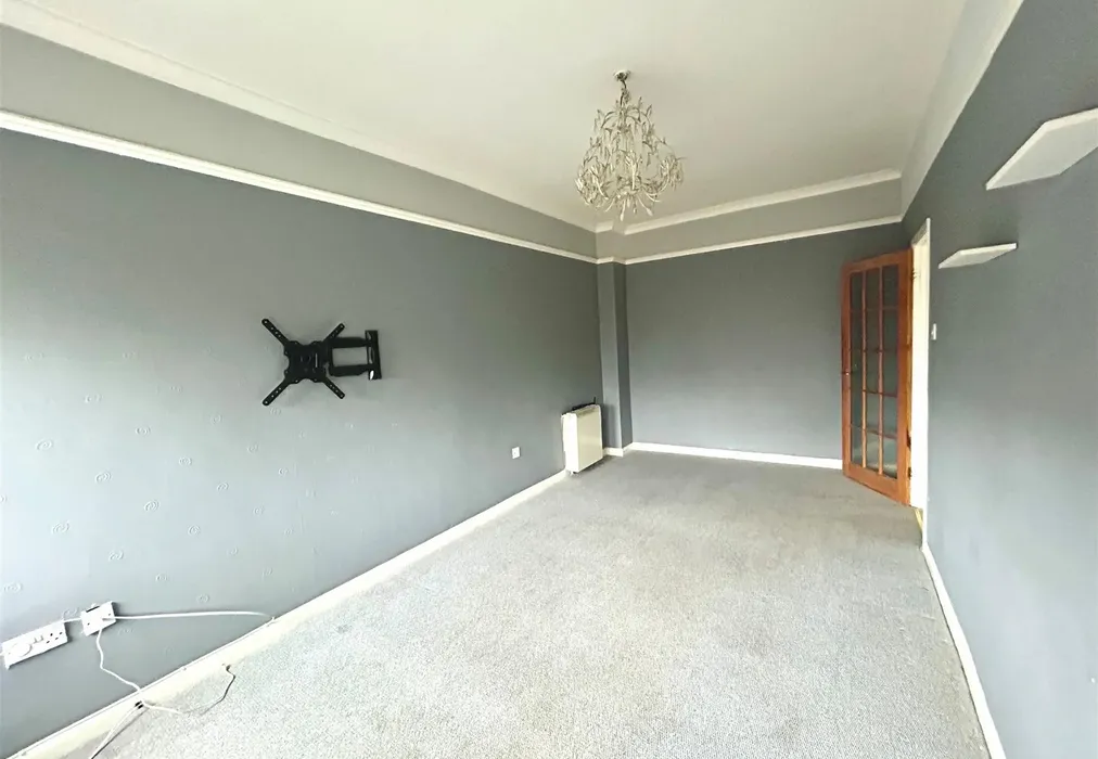 Living Room 1n - Station Approach, Staplehurst, Kent - Wards of Kent