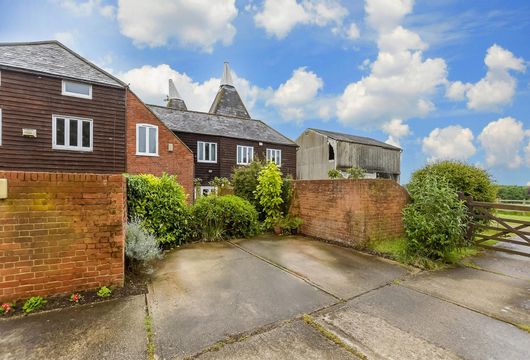 Painters Forstal, Faversham, Kent - Wards of Kent