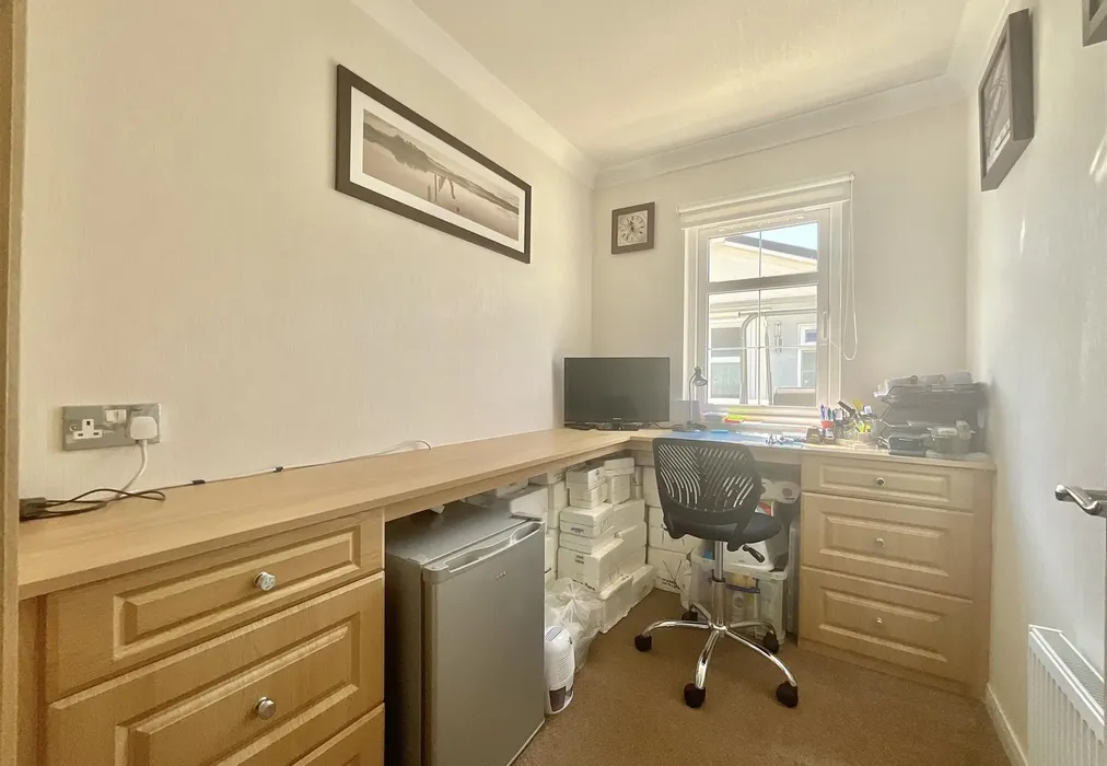 Study Room - Palm Court, Battlesbridge, Wickford, Essex - Wards of Kent