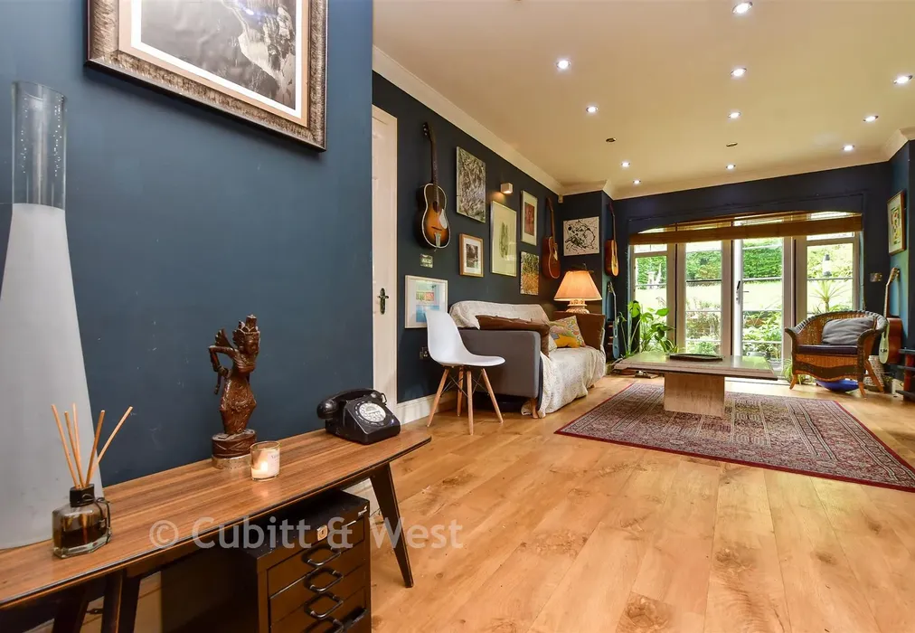 Lounge/Dining Area - Gatton Park Road, Redhill, Surrey - Wards of Kent