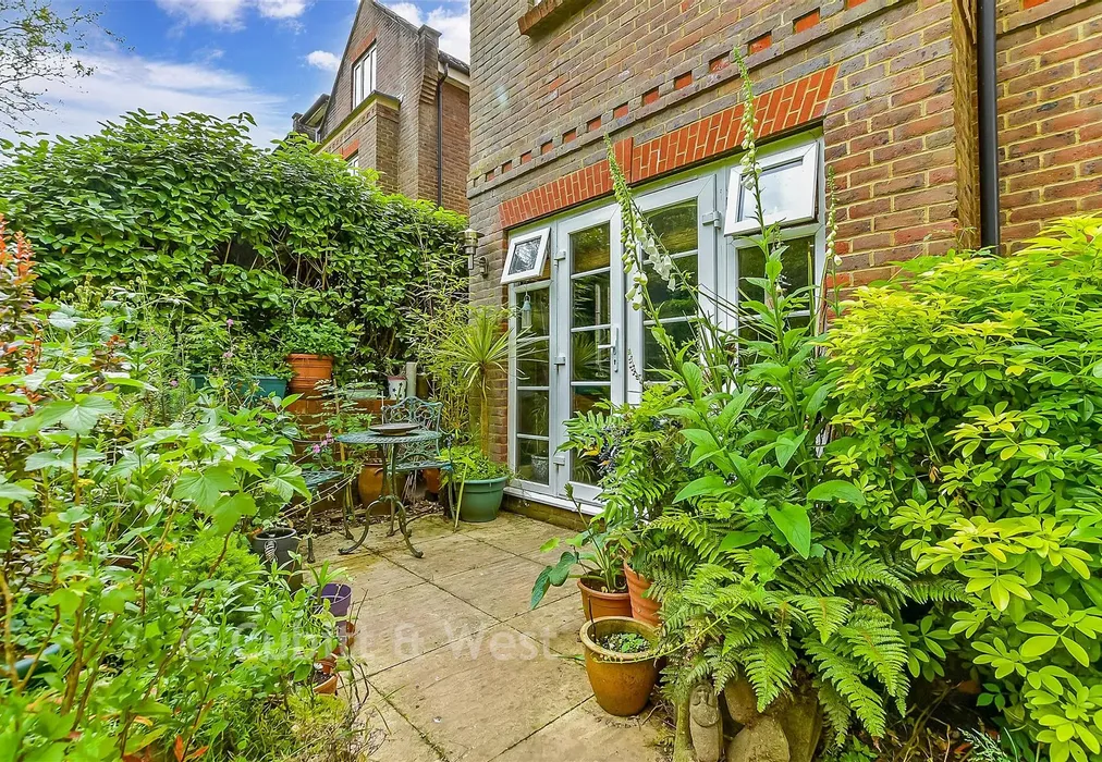 Patio / Decking - Gatton Park Road, Redhill, Surrey - Wards of Kent