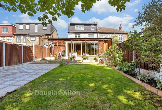 Rochester Gardens, Ilford, Essex - Wards of Kent