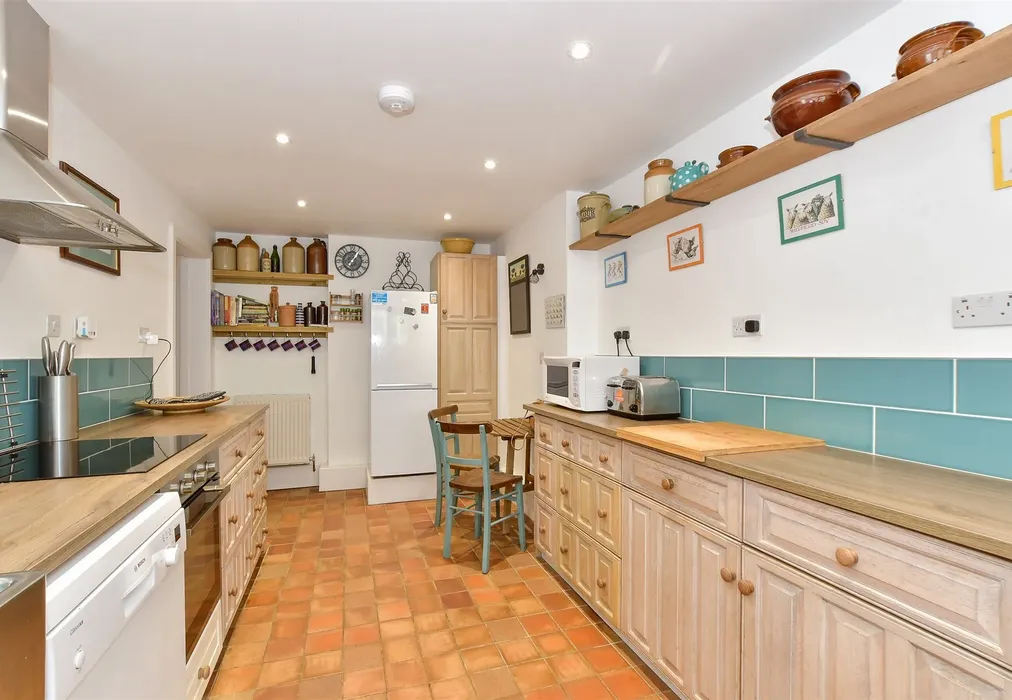 Kitchen/Dining Room - Apse Manor Road, Shanklin, Isle of Wight - Wards of Kent