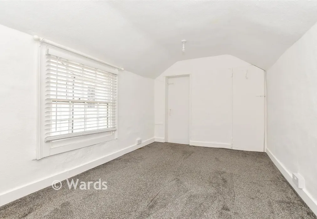Bedroom 3 - Front Street, Ringwould, Deal, Kent - Wards of Kent