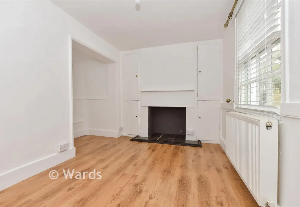 Dining Room - Front Street, Ringwould, Deal, Kent - Wards of Kent