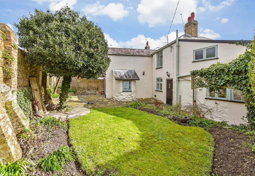 Rear Garden - Front Street, Ringwould, Deal, Kent - Wards of Kent