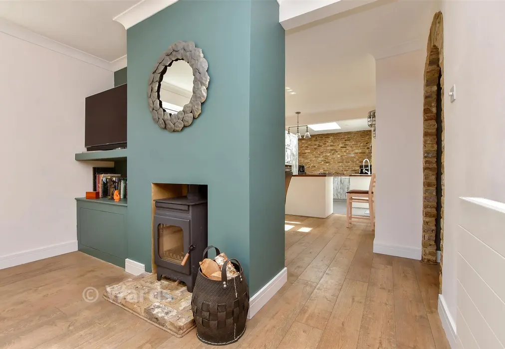 Lounge - Linden Avenue, Broadstairs, Kent - Wards of Kent