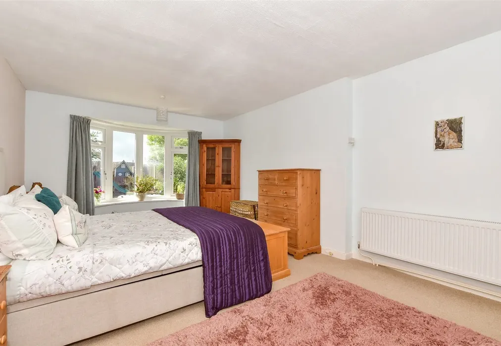 Bedroom 1 - Cockreed Lane, New Romney, Kent - Wards of Kent