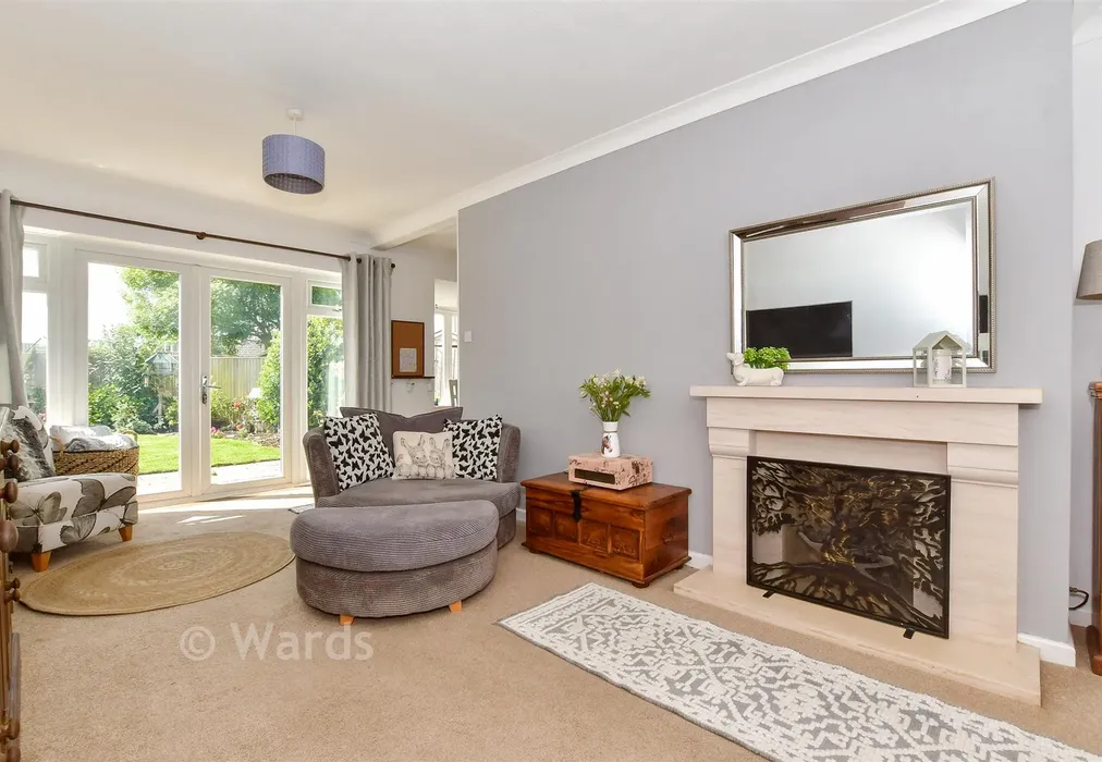 Kitchen - Cockreed Lane, New Romney, Kent - Wards of Kent