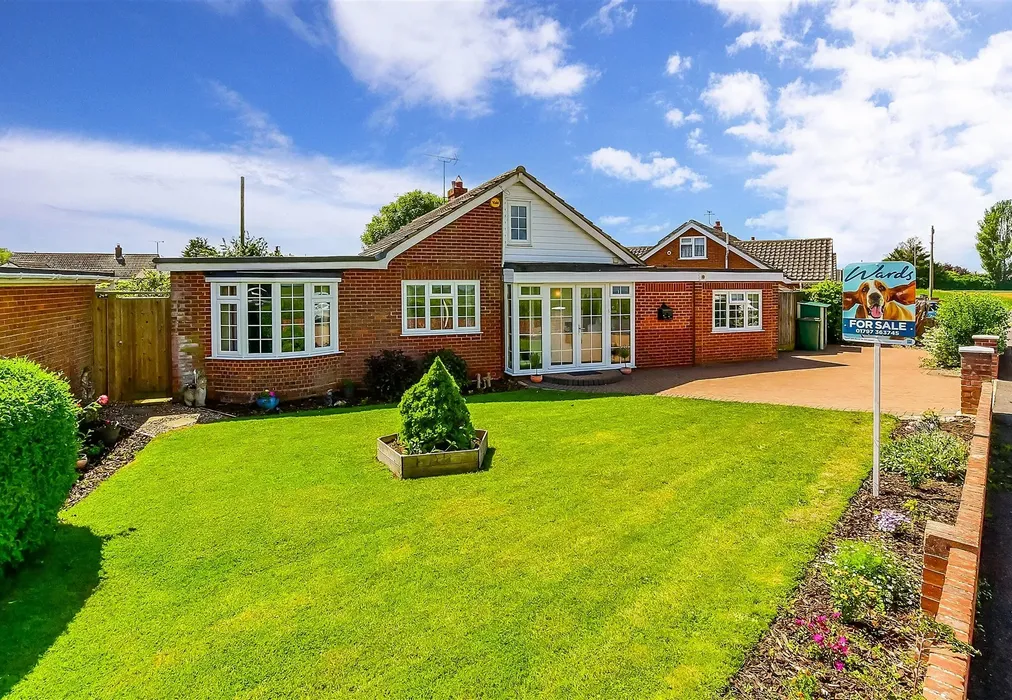 Front - Cockreed Lane, New Romney, Kent - Wards of Kent