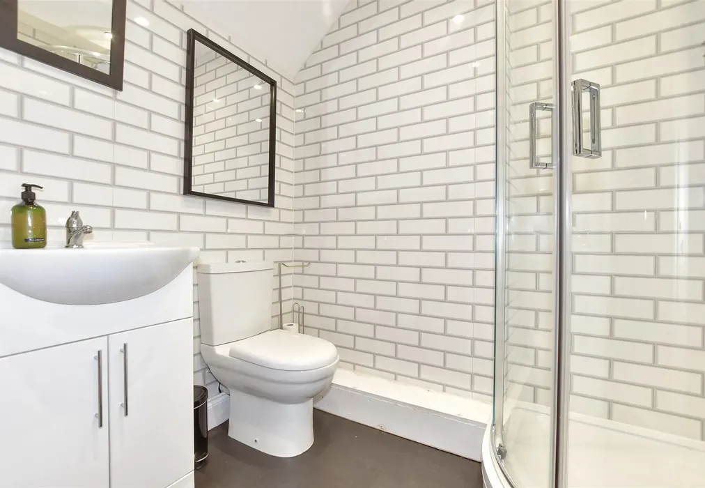 Shower Room - Ethelbert Road, Margate, Kent - Wards of Kent