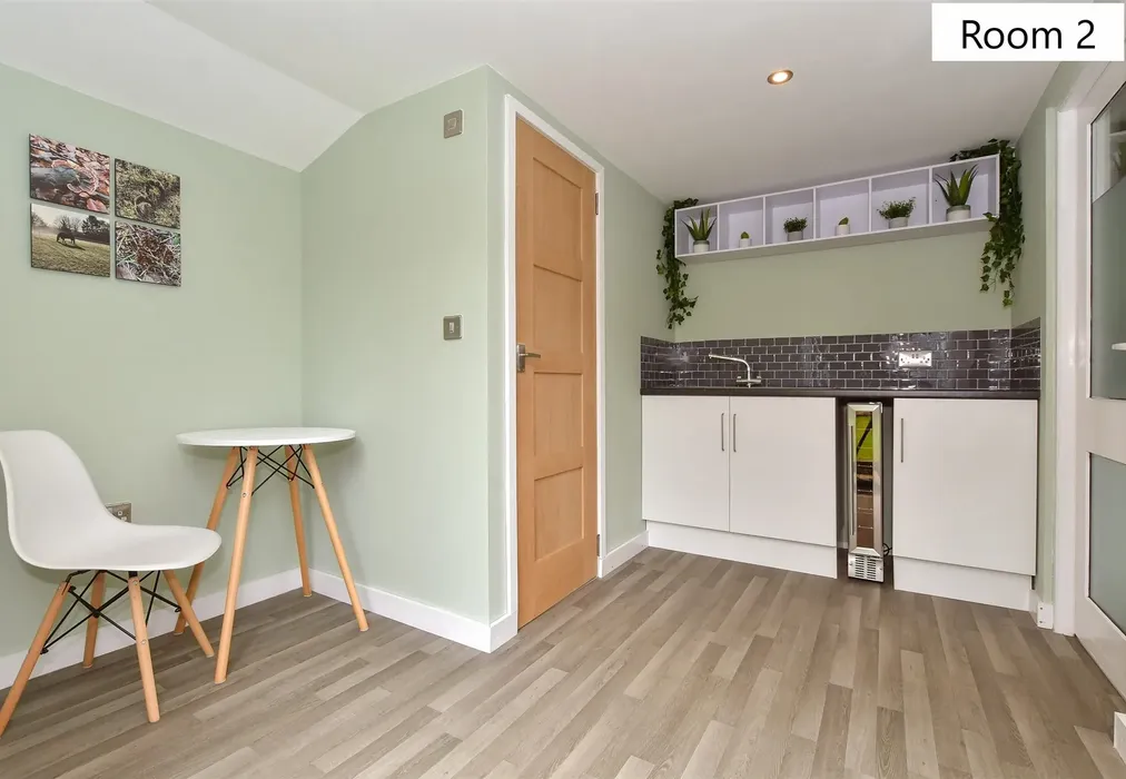Room 2 - Rhodes Minnis, Canterbury, Kent - Wards of Kent