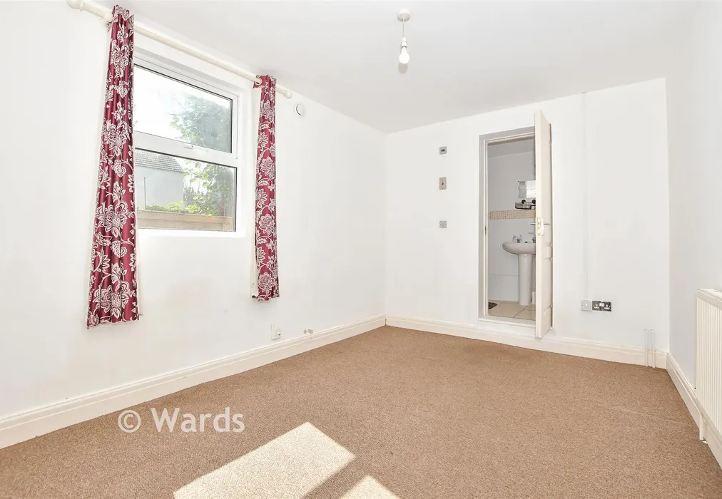 Bedroom 1 - Balmoral Road, Gillingham, Kent - Wards of Kent