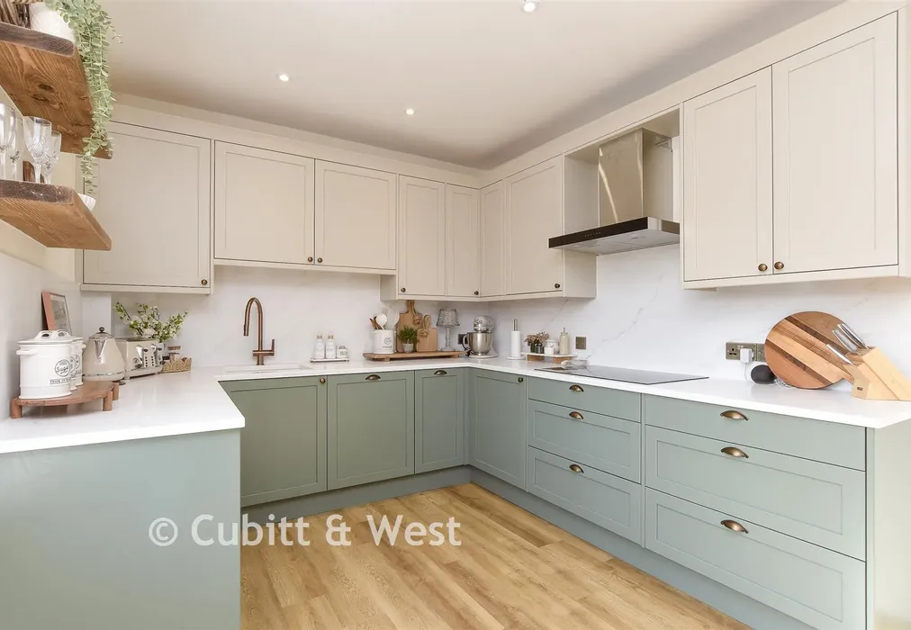 Kitchen - Massetts Road, Horley, Surrey - Wards of Kent