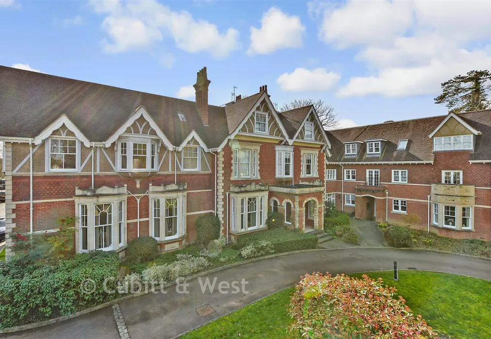 External (Web) - Massetts Road, Horley, Surrey - Wards of Kent