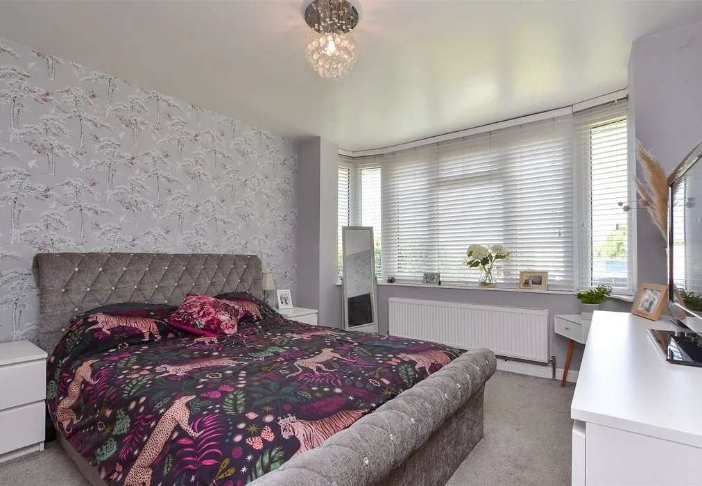 Bedroom 3 - The Ridgway, Woodingdean, Brighton, East Sussex - Wards of Kent
