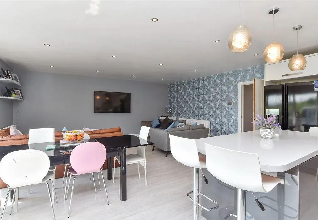 Lounge/ Kitchen/ Diner - The Ridgway, Woodingdean, Brighton, East Sussex - Wards of Kent
