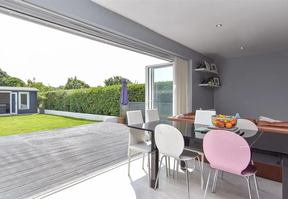 Internal Lifestyle Photograph - The Ridgway, Woodingdean, Brighton, East Sussex - Wards of Kent