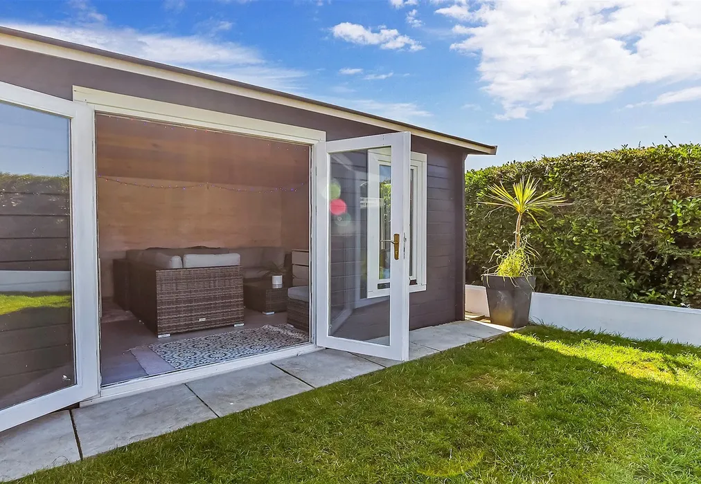 External Feature - The Ridgway, Woodingdean, Brighton, East Sussex - Wards of Kent