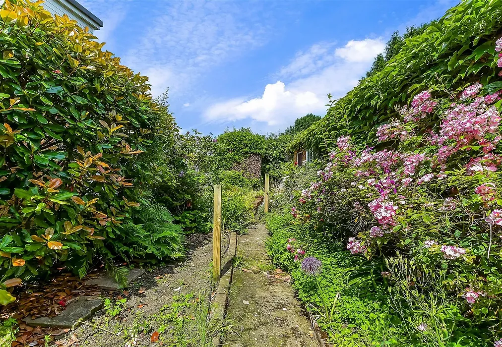 Rear Garden - Maidstone Road, Maidstone, Kent - Wards of Kent