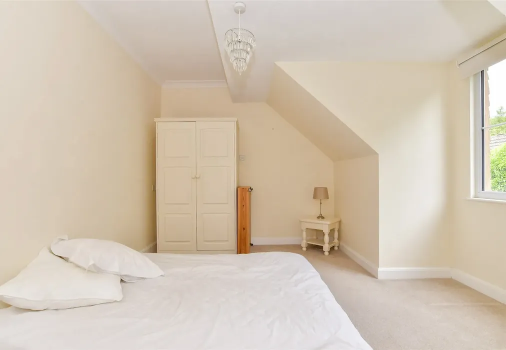 Bedroom 1 - Chapel Road, Hothfield, Ashford, Kent - Wards of Kent
