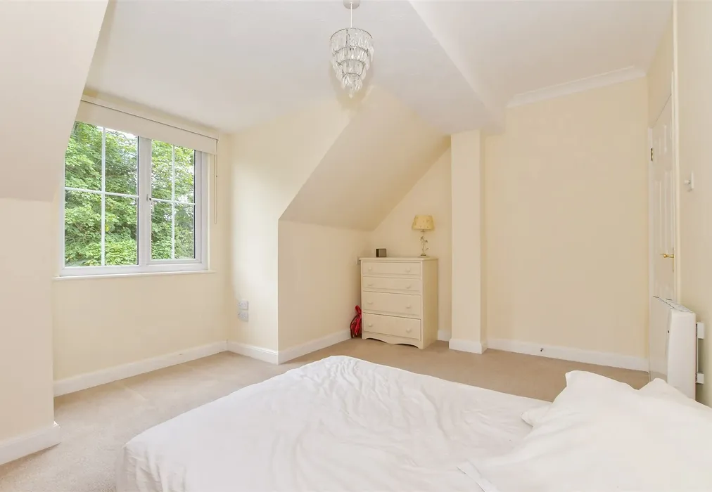 Bedroom 1 - Chapel Road, Hothfield, Ashford, Kent - Wards of Kent