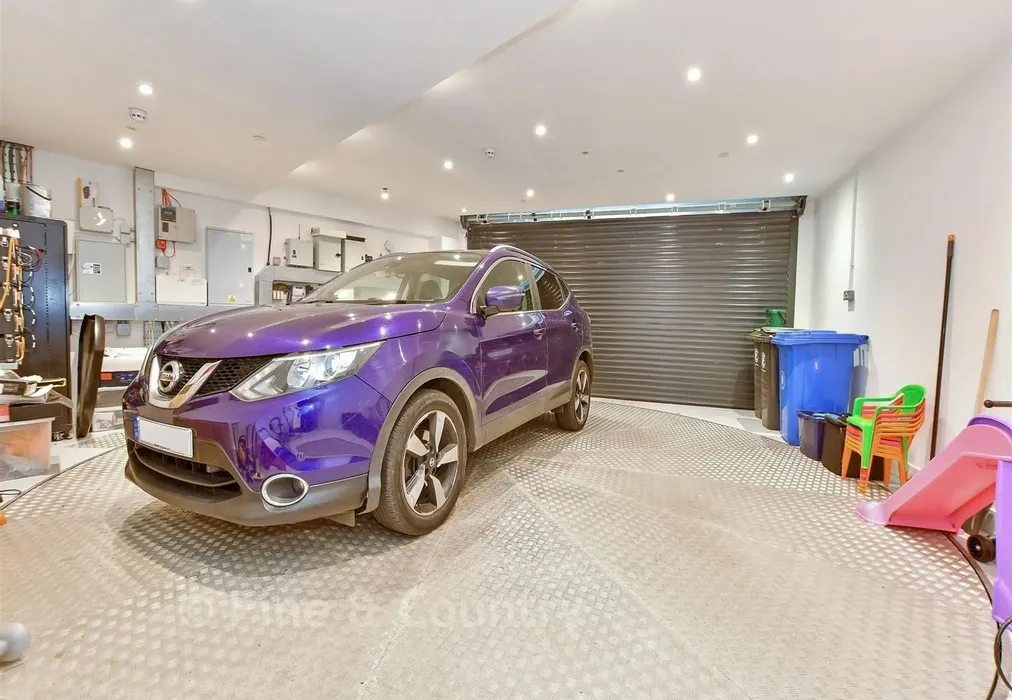 Garage - New Road, Lambourne End, Essex - Wards of Kent